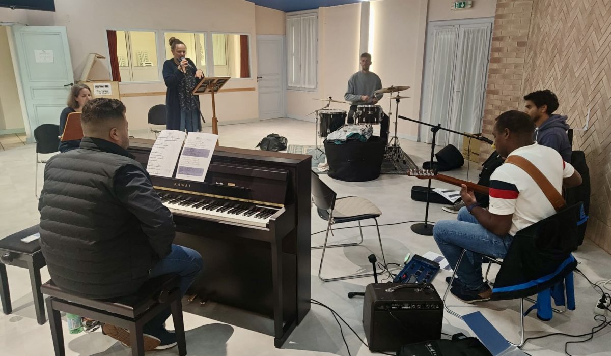 Musiciens au studio d'enregistrement septembre 2025